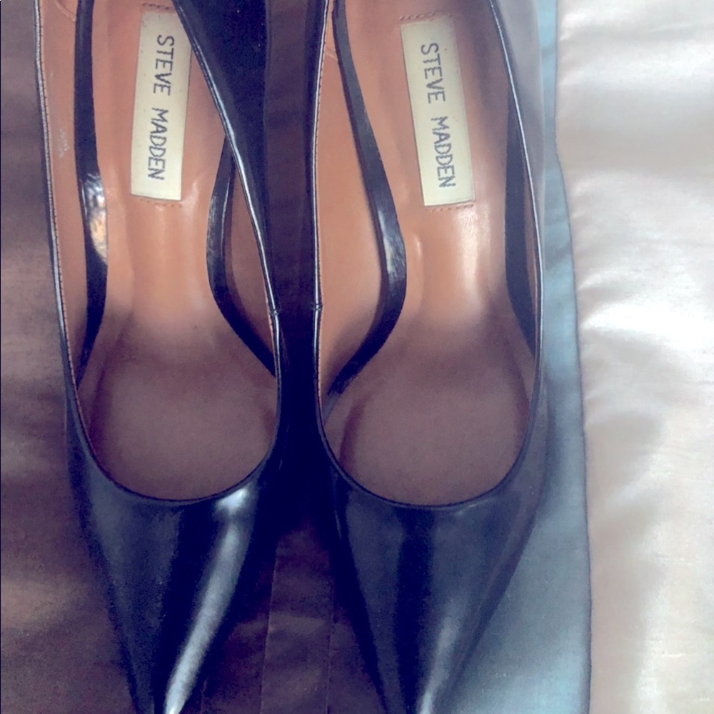 Steve Madden Classic Black Pumps High Heel size  8 1/2.